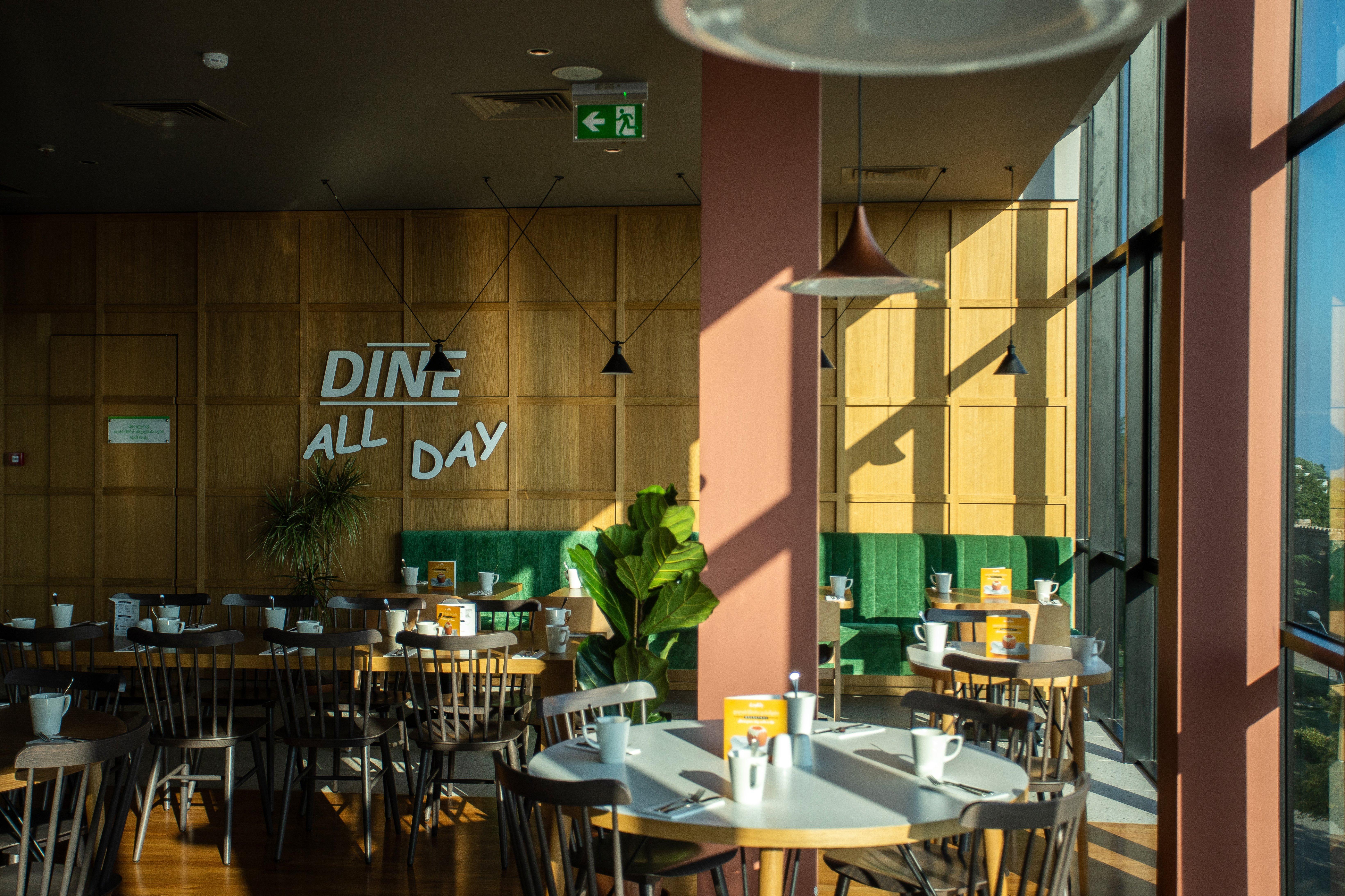 Holiday Inn Telavi By Ihg Ngoại thất bức ảnh
