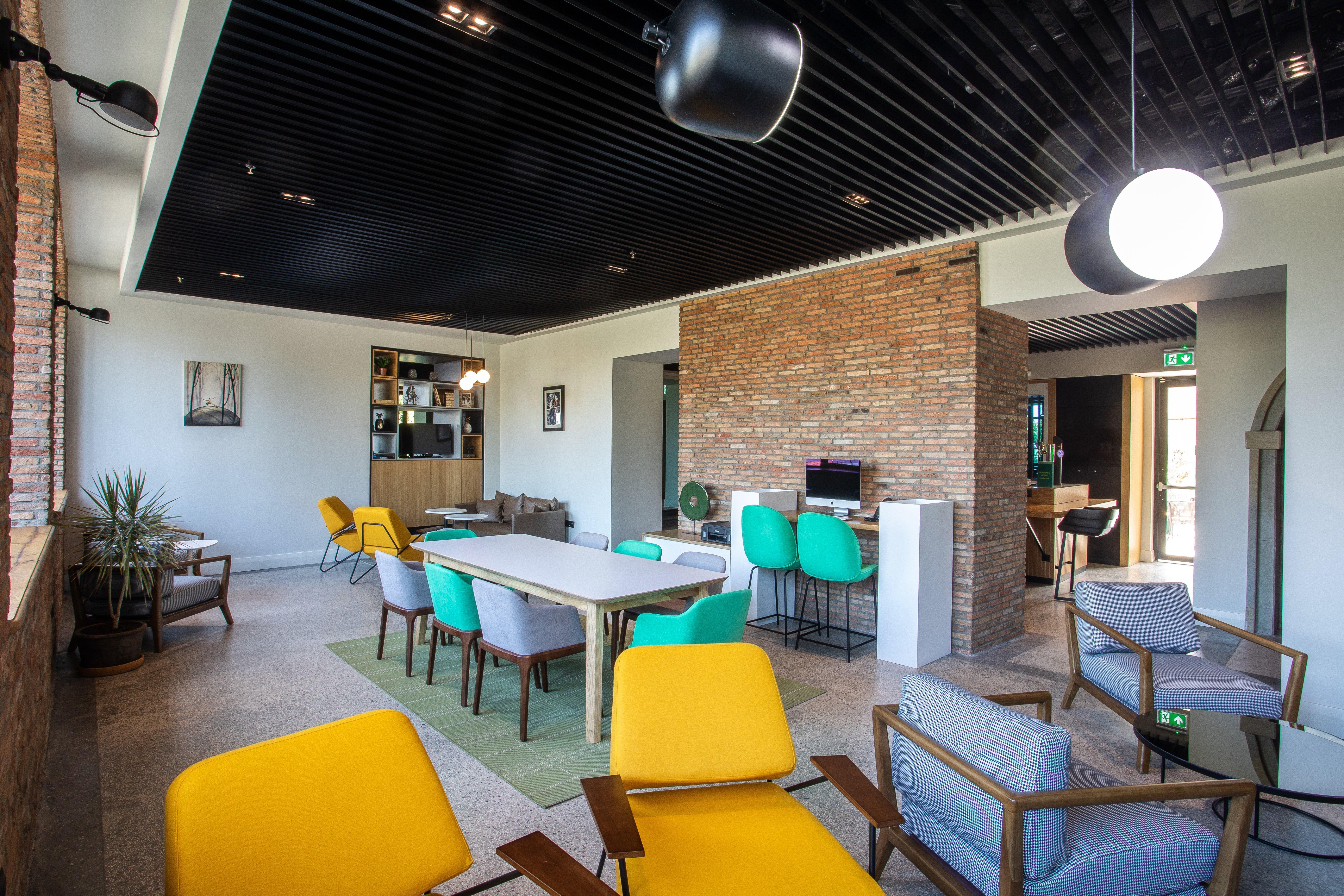 Holiday Inn Telavi By Ihg Ngoại thất bức ảnh