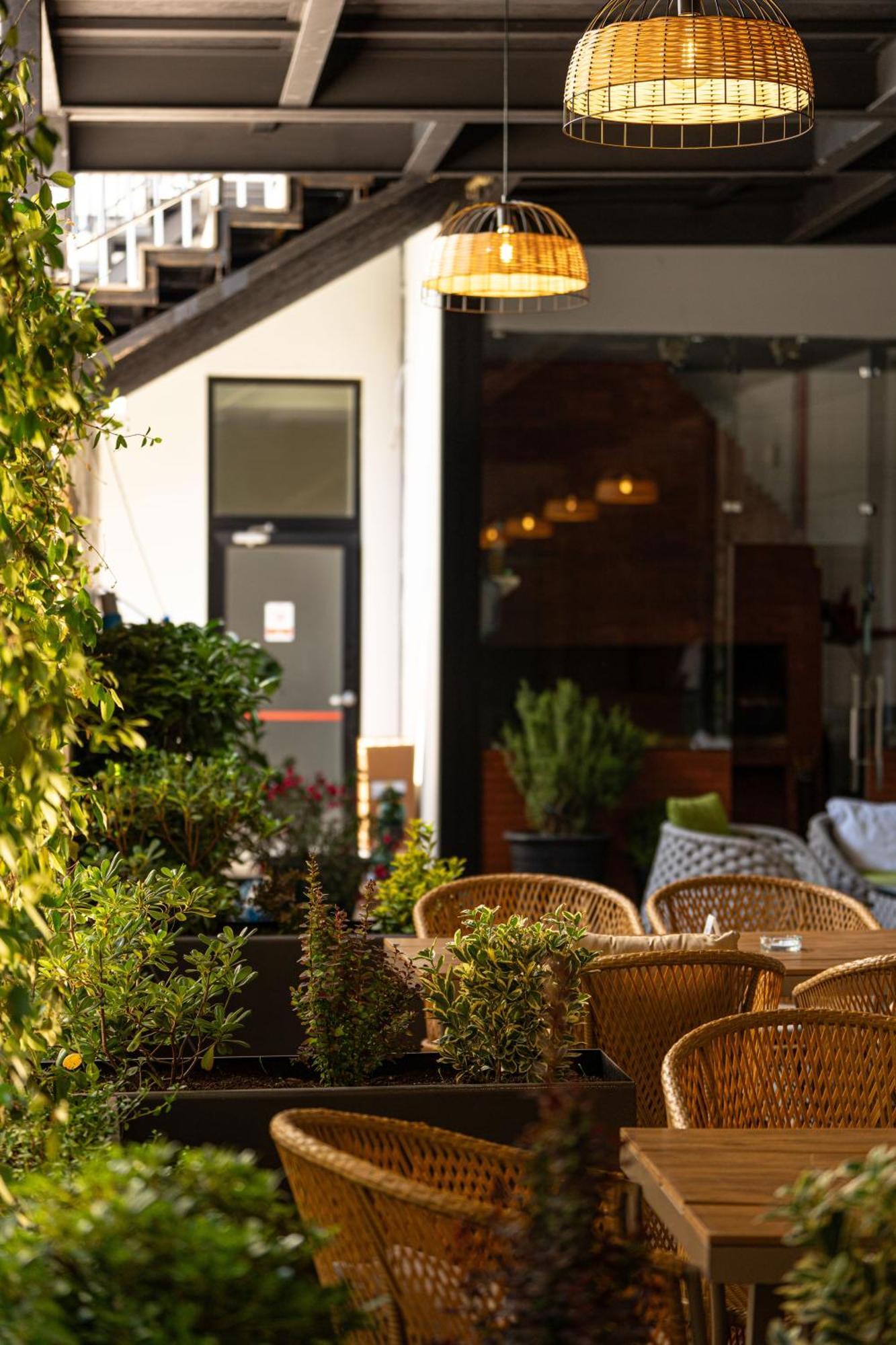 Holiday Inn Telavi By Ihg Ngoại thất bức ảnh